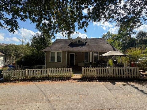 Photo of 7 Fairoak PL, Chattanooga, TN 37409 (MLS # 1544737)