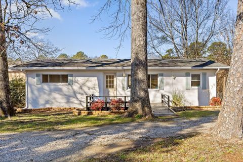 Photo of 2921 Kirkman Road, Chattanooga, TN 37421 (MLS # 1526566)