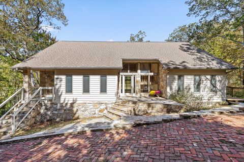 Photo of 4 S Bluff Road, Chattanooga, TN 37419 (MLS # 1523021) Photo of 4 S Bluff Road, Chattanooga, TN 37419 (MLS # 1523021)