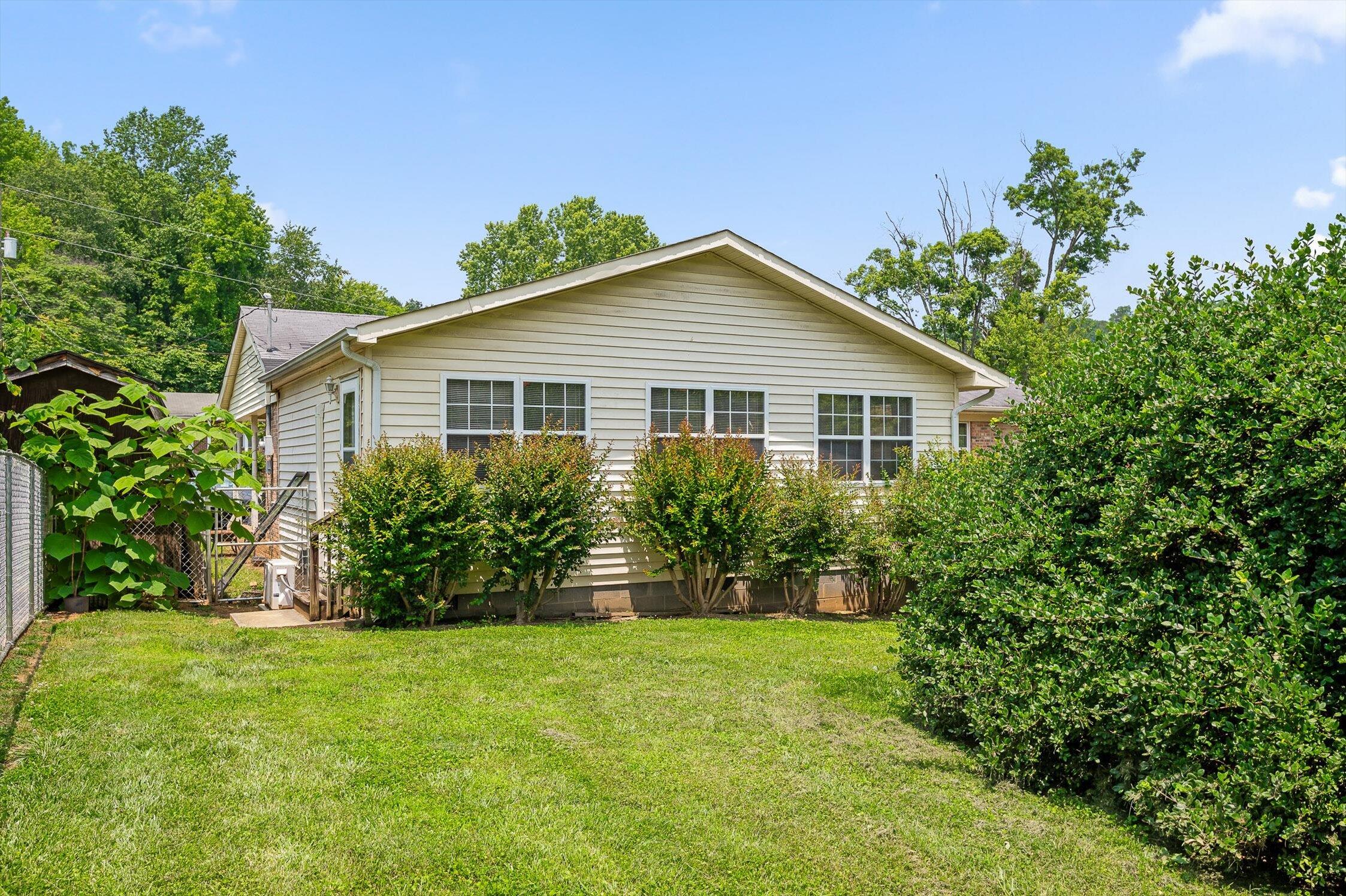 Dayton, Tennessee 37321, United States, 3 Bedrooms Bedrooms, ,2 BathroomsBathrooms,Residential,Active,148056