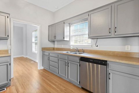 Tiny photo for 1002 Boylston Street, Chattanooga, TN 37405 (MLS # 1524356)