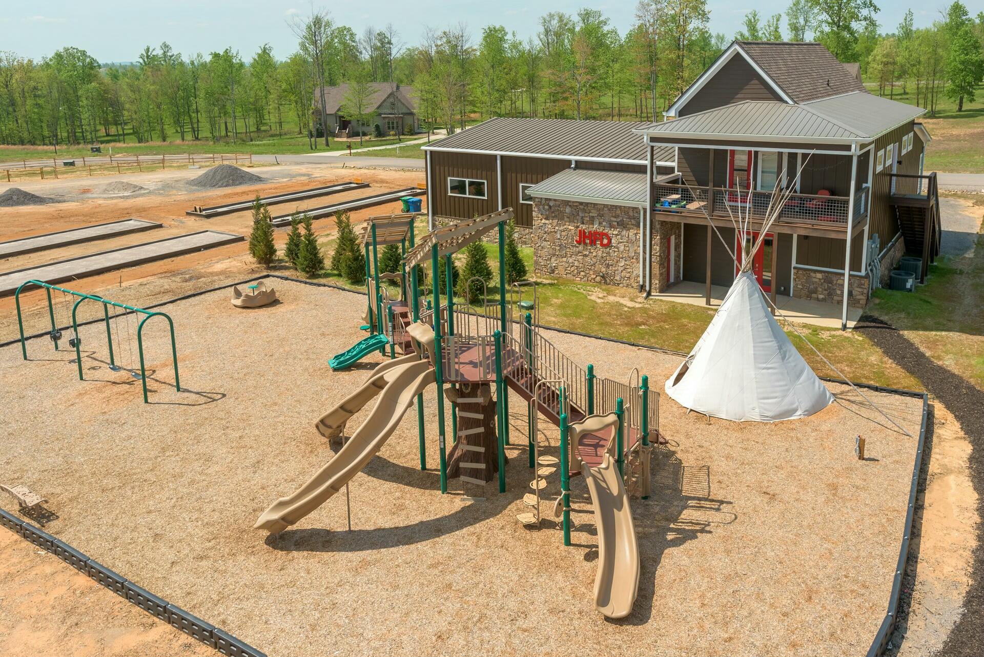 Sunset Circle, Jasper, Tennessee image 28