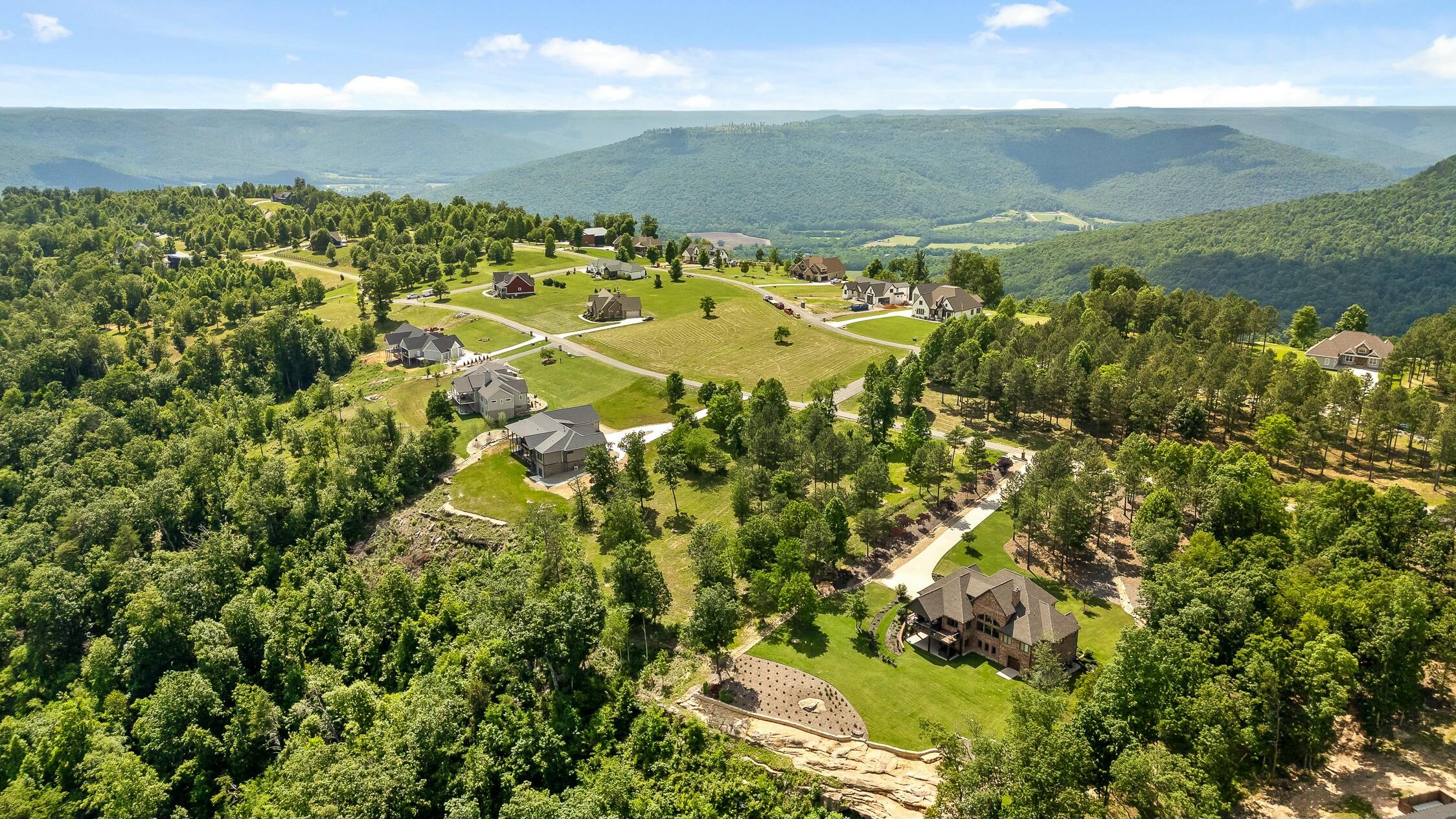 Sunset Circle, Jasper, Tennessee image 15