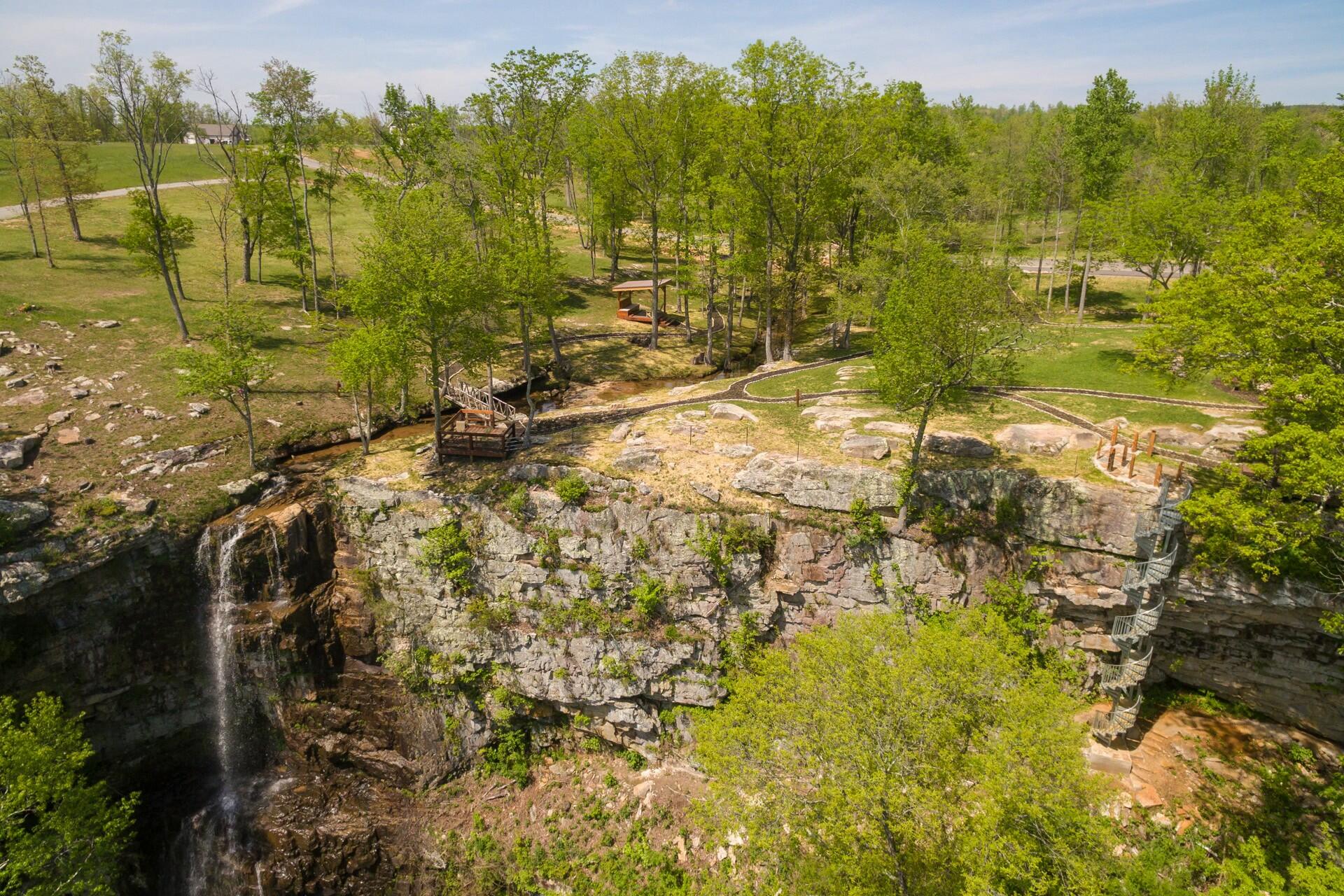 Sunset Circle, Jasper, Tennessee image 23