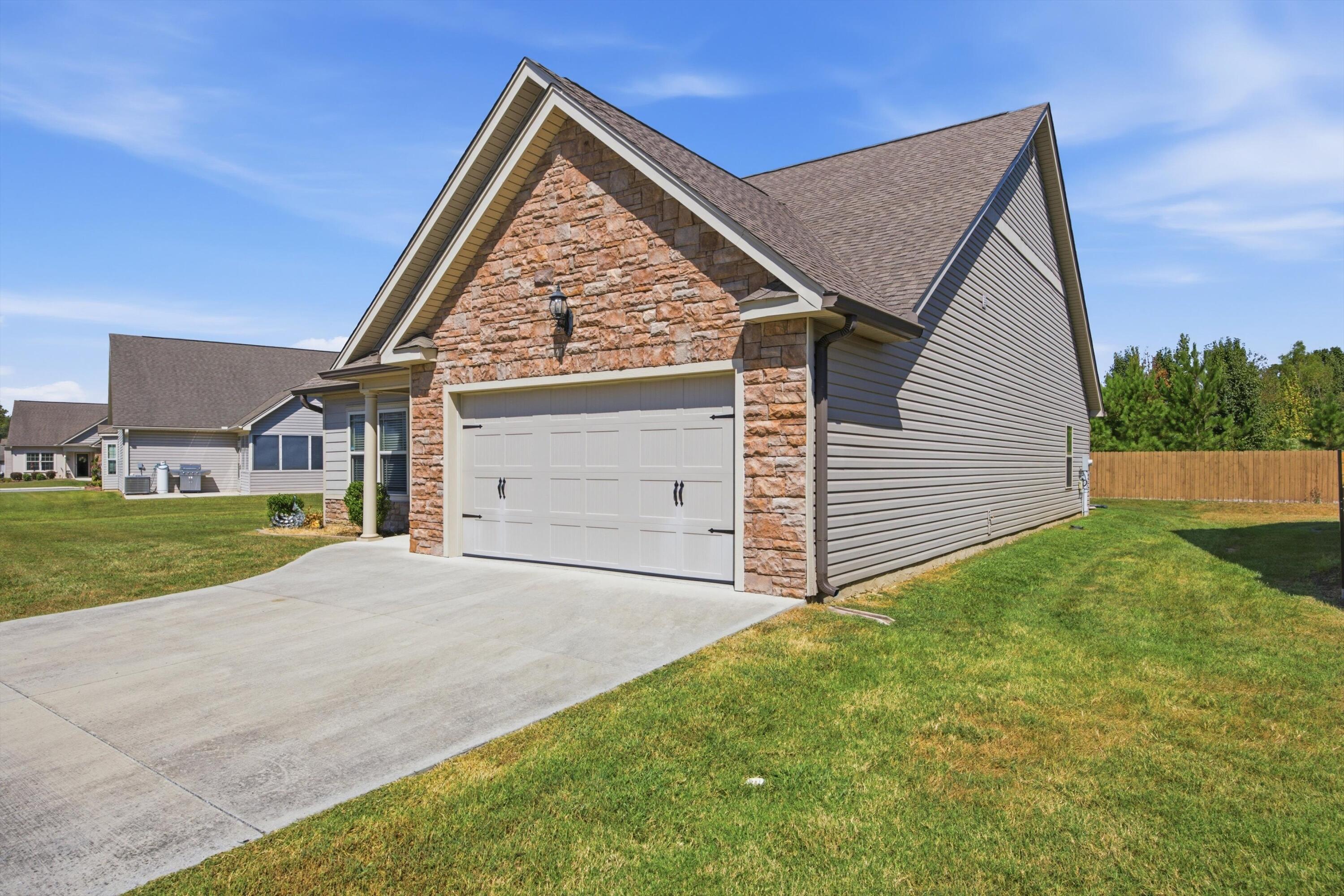 39 Daybreak Drive