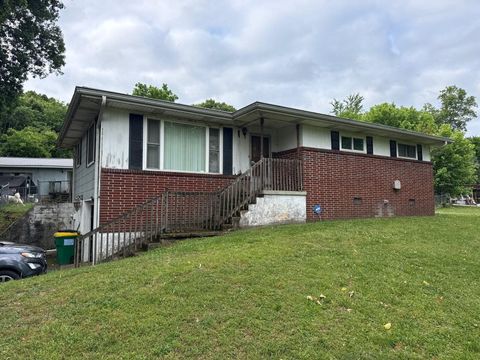 Photo of 88 Circle Drive, Rossville, GA 30741 (MLS # 1535267)