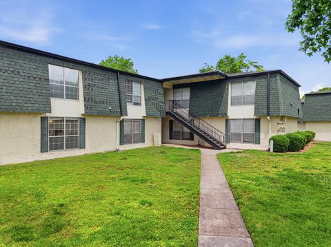 Photo of 900 Mountain Creek Road, Chattanooga, TN 37405 (MLS # 1535007)