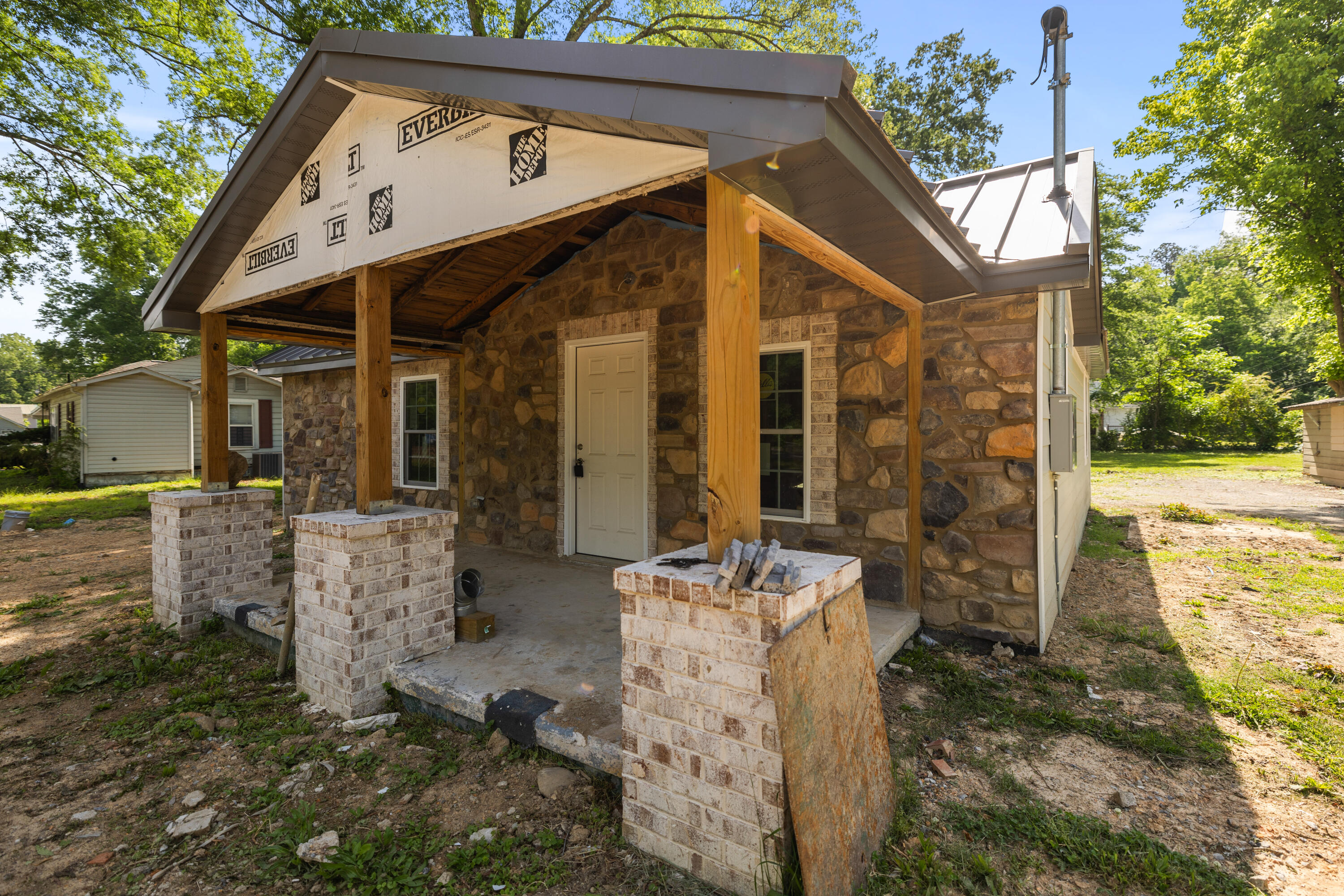 1432 Happy Valley Road