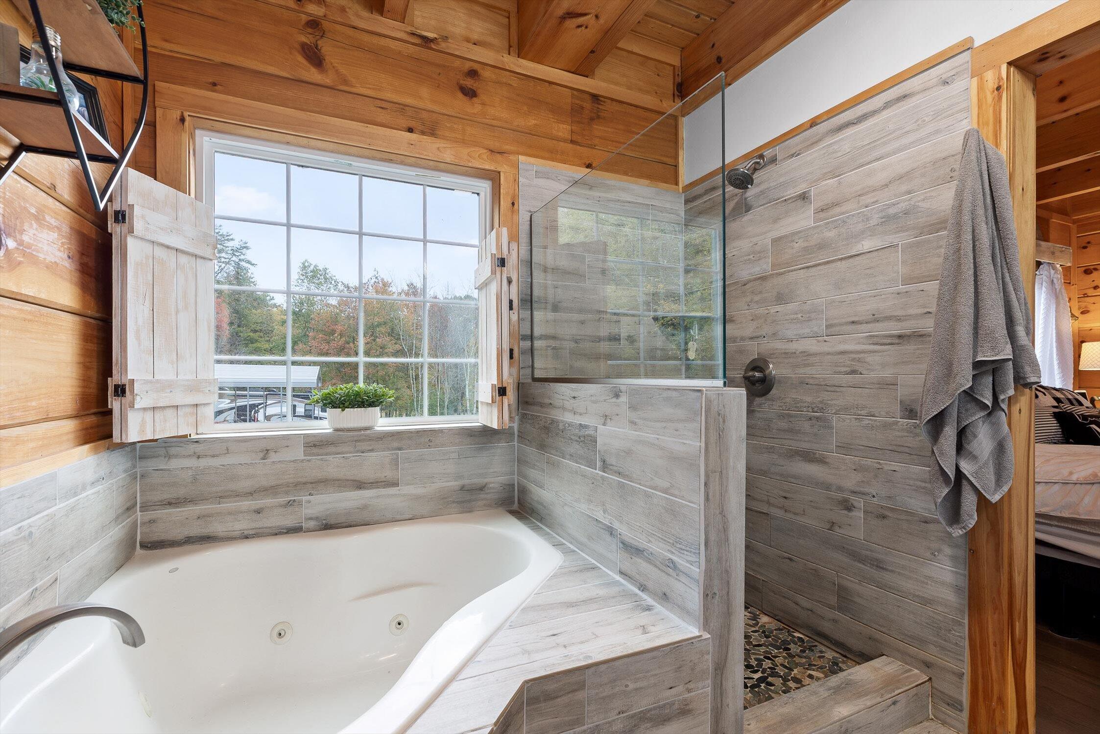 Rocky Face, Georgia 30740, United States, 3 Bedrooms Bedrooms, ,3 BathroomsBathrooms,Residential,Active,237514