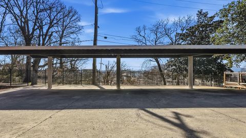 Tiny photo for 1000 E Martin Luther King Boulevard, Chattanooga, TN 37403 (MLS # 1527987)