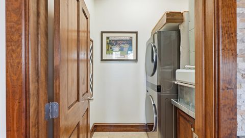 Tiny photo for 1000 E Martin Luther King Boulevard, Chattanooga, TN 37403 (MLS # 1527987)