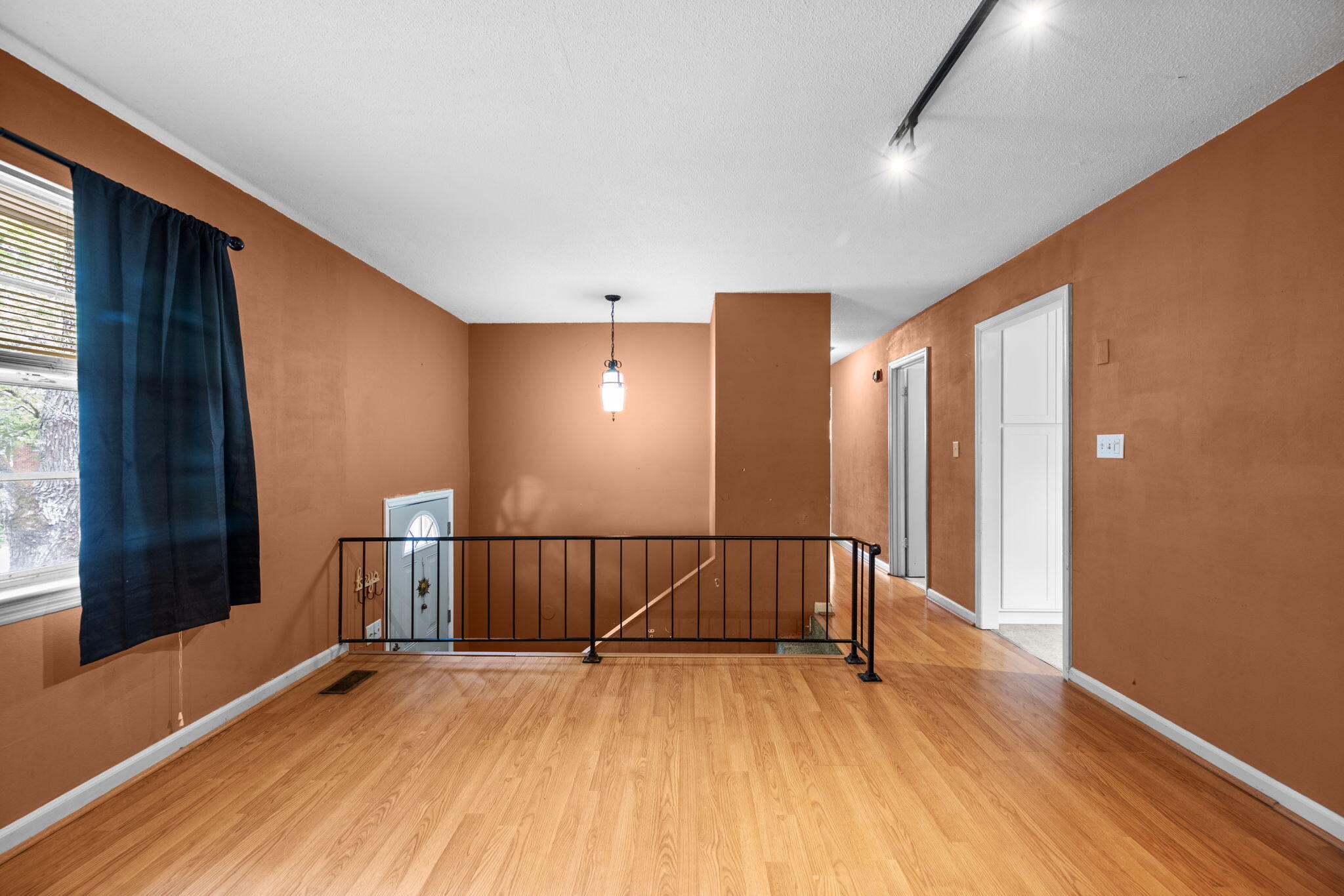1940 Sun Hill Road SW