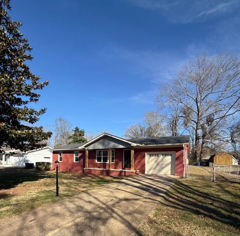 Photo of 820 Graysville Road, Chattanooga, TN 37421 (MLS # 1526766)