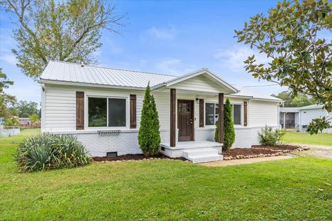 15 Walker Avenue Fort Oglethorpe GA 30742