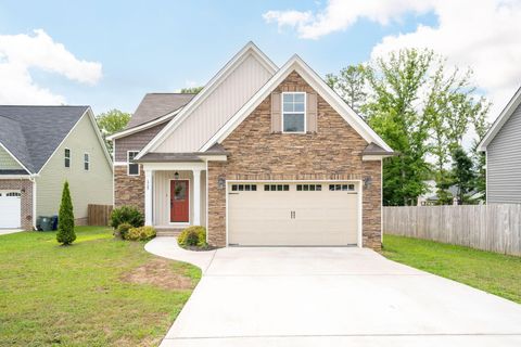 Photo of 1725 Oakvale Drive, Chattanooga, TN 37421 (MLS # 1521394)