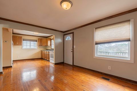 Tiny photo for 719 W Bell Avenue, Chattanooga, TN 37405 (MLS # 1529983)