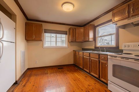 Tiny photo for 719 W Bell Avenue, Chattanooga, TN 37405 (MLS # 1529983)