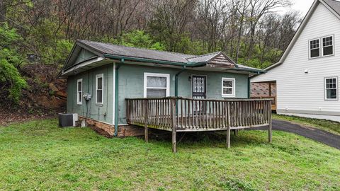 Tiny photo for 719 W Bell Avenue, Chattanooga, TN 37405 (MLS # 1529983)