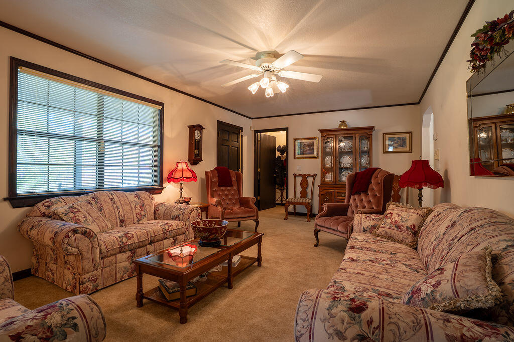 Trenton, Georgia 30752, United States, 1 Bedroom Bedrooms, ,2 BathroomsBathrooms,Residential,Active,243127