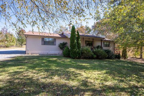 Photo of 722 Fuller Road, Trenton, GA 30752 (MLS # 1523971)