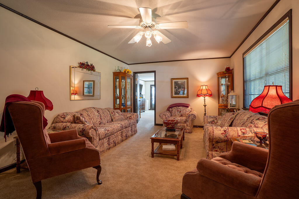 Trenton, Georgia 30752, United States, 1 Bedroom Bedrooms, ,2 BathroomsBathrooms,Residential,Active,243127