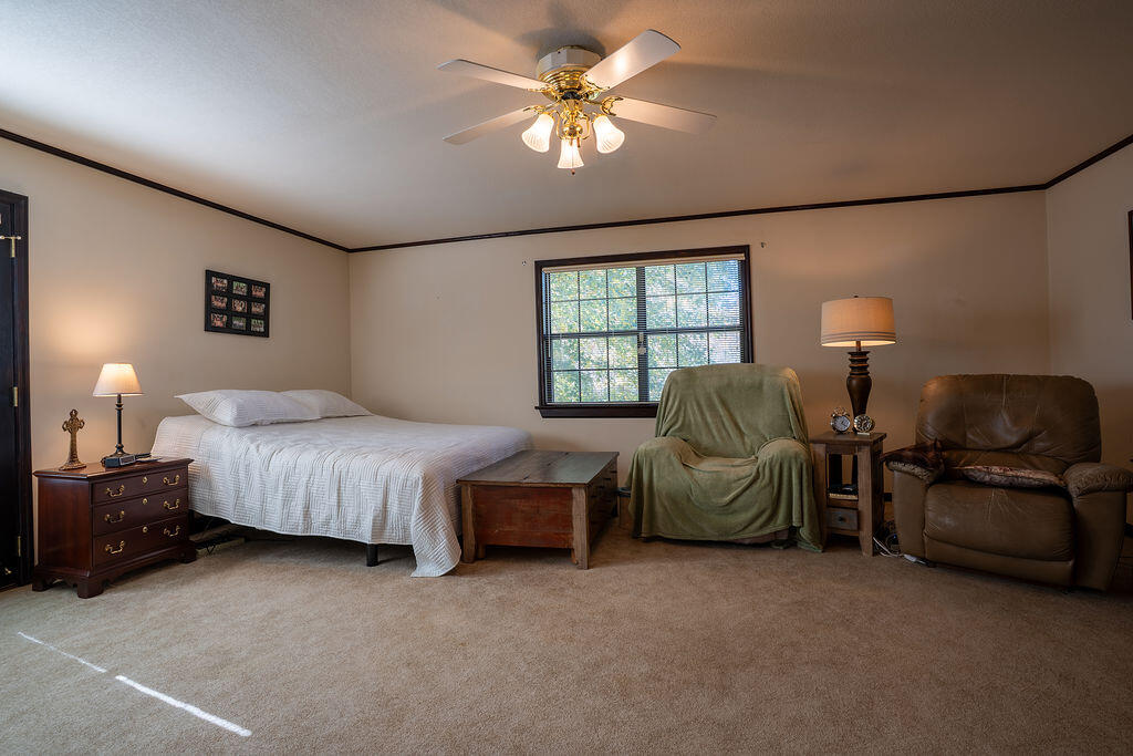 Trenton, Georgia 30752, United States, 1 Bedroom Bedrooms, ,2 BathroomsBathrooms,Residential,Active,243127