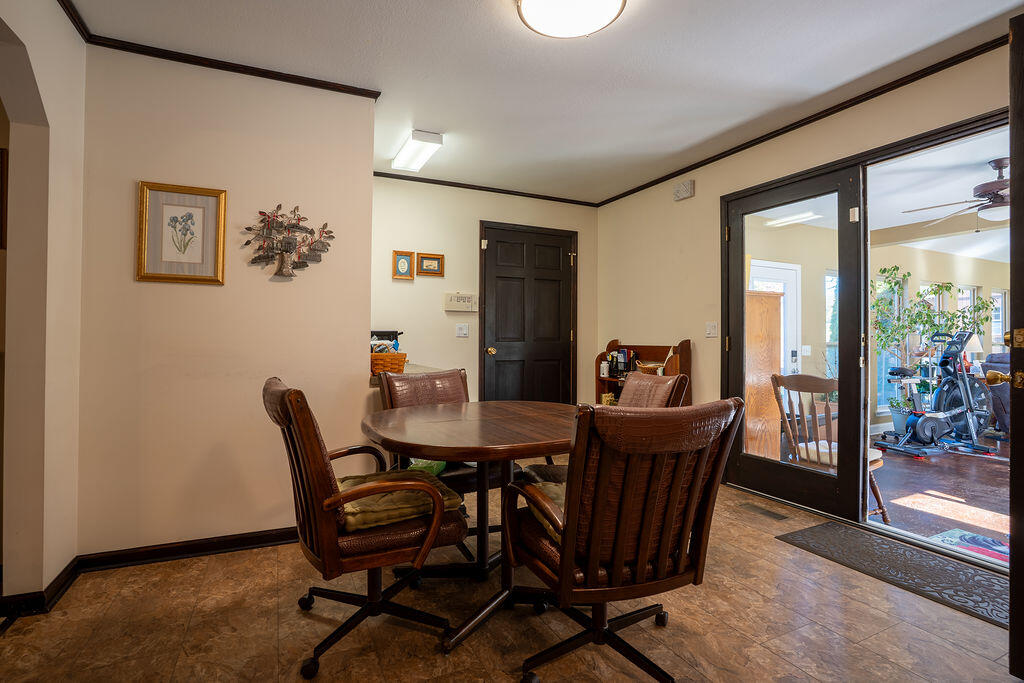 Trenton, Georgia 30752, United States, 1 Bedroom Bedrooms, ,2 BathroomsBathrooms,Residential,Active,243127