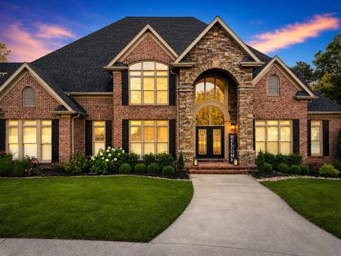 Photo of 518 Grand Mountain Drive, Chattanooga, TN 37421 (MLS # 1535391)