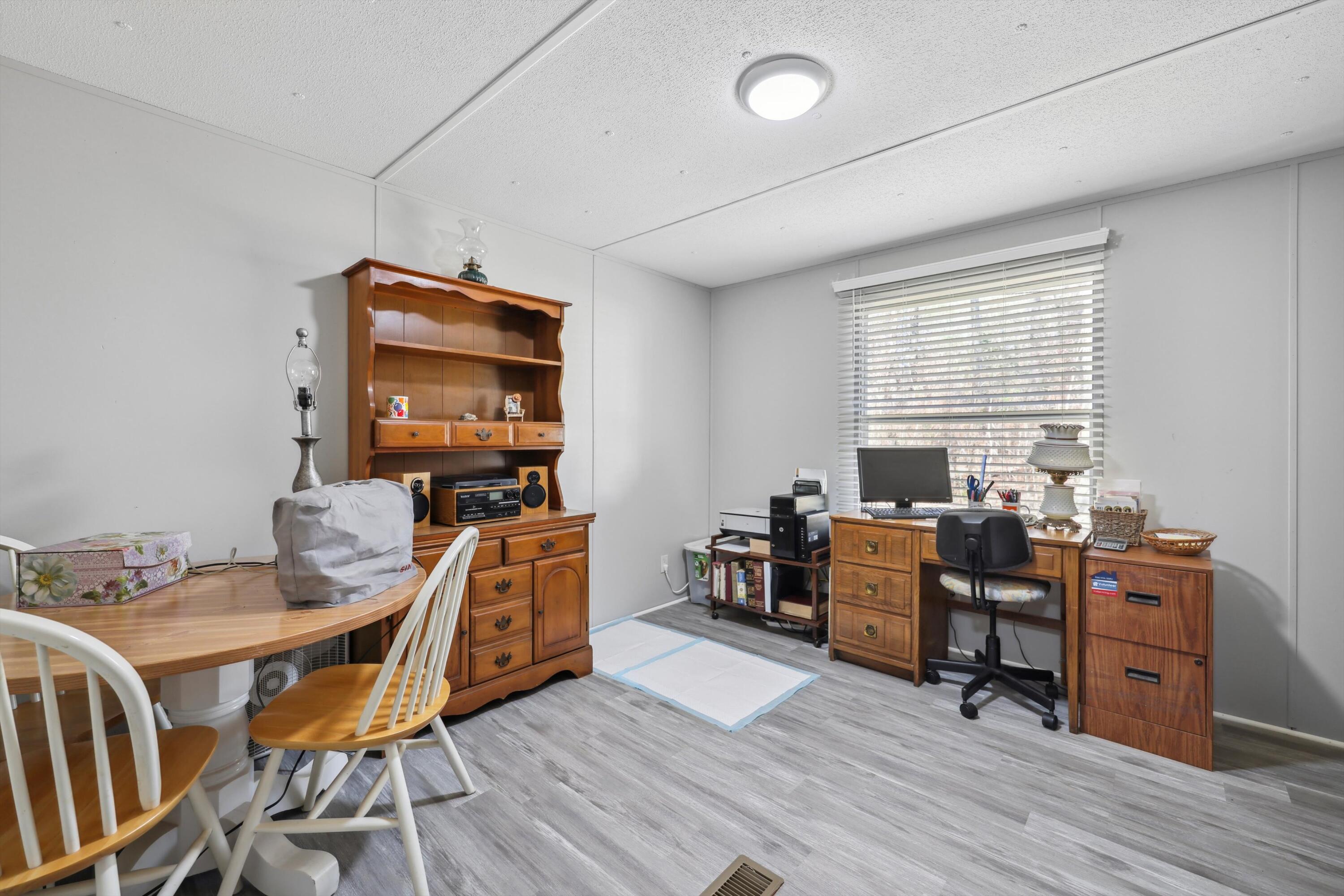 2330 Baker Bridge Road, Charleston, Tennessee image 14