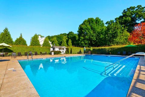 Tiny photo for 1213 Bridgewater Lane, Chattanooga, TN 37405 (MLS # 1530600)