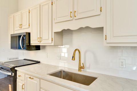 Tiny photo for 1213 Bridgewater Lane, Chattanooga, TN 37405 (MLS # 1530600)