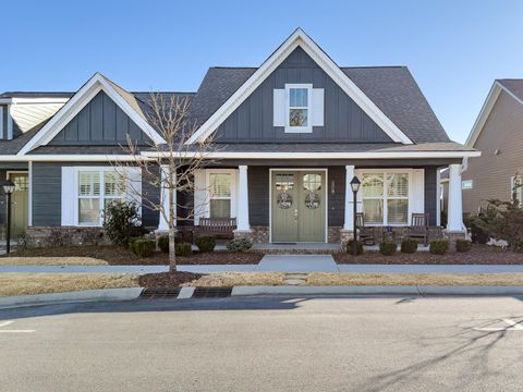 Homes For Sale - 279 Kempton Lane<br/> Dalton, GA 30721