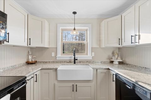 Tiny photo for 215 Waheela Drive, Chattanooga, TN 37404 (MLS # 1530667)