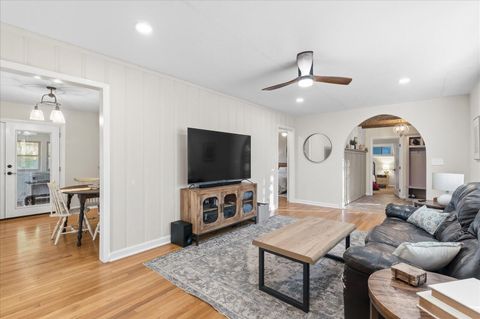 Tiny photo for 215 Waheela Drive, Chattanooga, TN 37404 (MLS # 1530667)