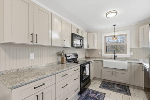 Tiny photo for 215 Waheela Drive, Chattanooga, TN 37404 (MLS # 1530667)