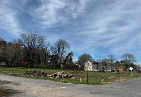 Photo of 665 Railroad Street, Dayton, TN 37321 (MLS # 1514079)