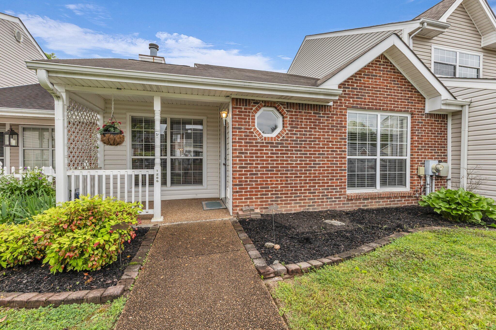 1286 Greenbrook Lane, Hixson, Tennessee image 1