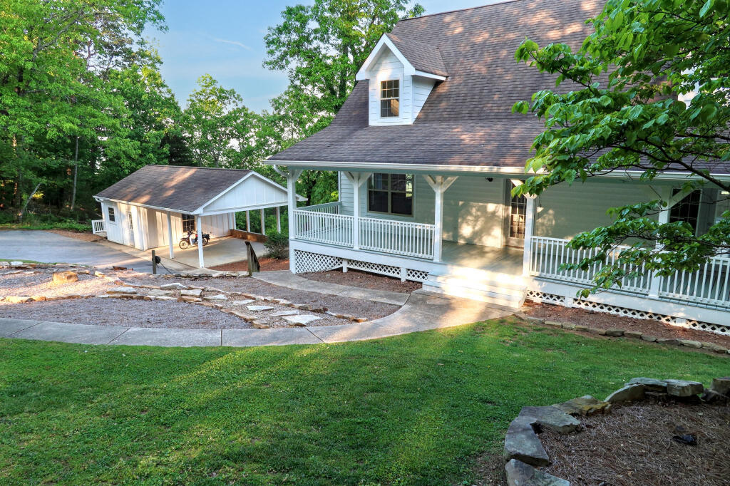 12128 Laurbrow Road, Soddy Daisy, Tennessee image 6