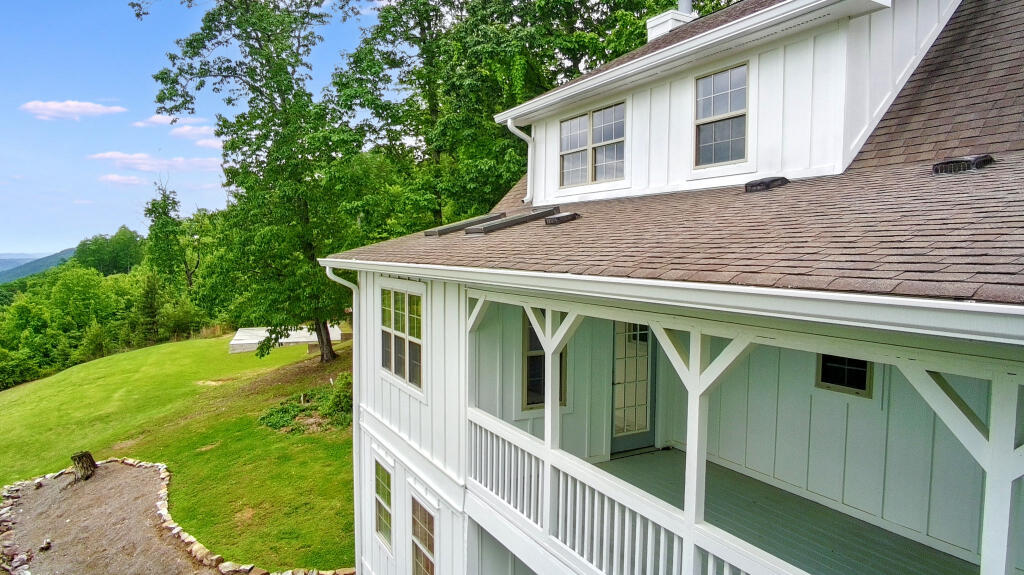12128 Laurbrow Road, Soddy Daisy, Tennessee image 10