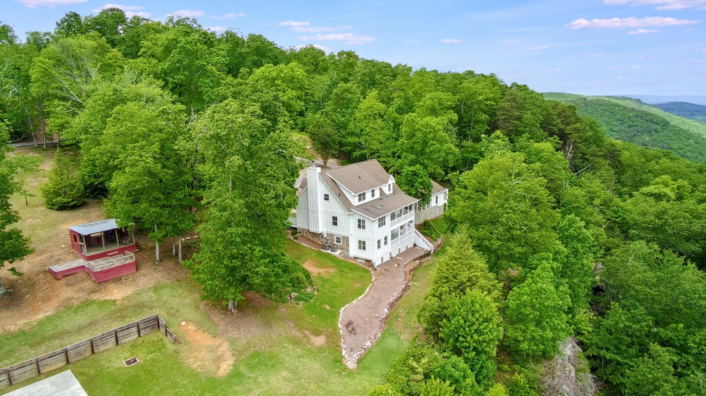 12128 Laurbrow Road, Soddy Daisy, Tennessee image 9