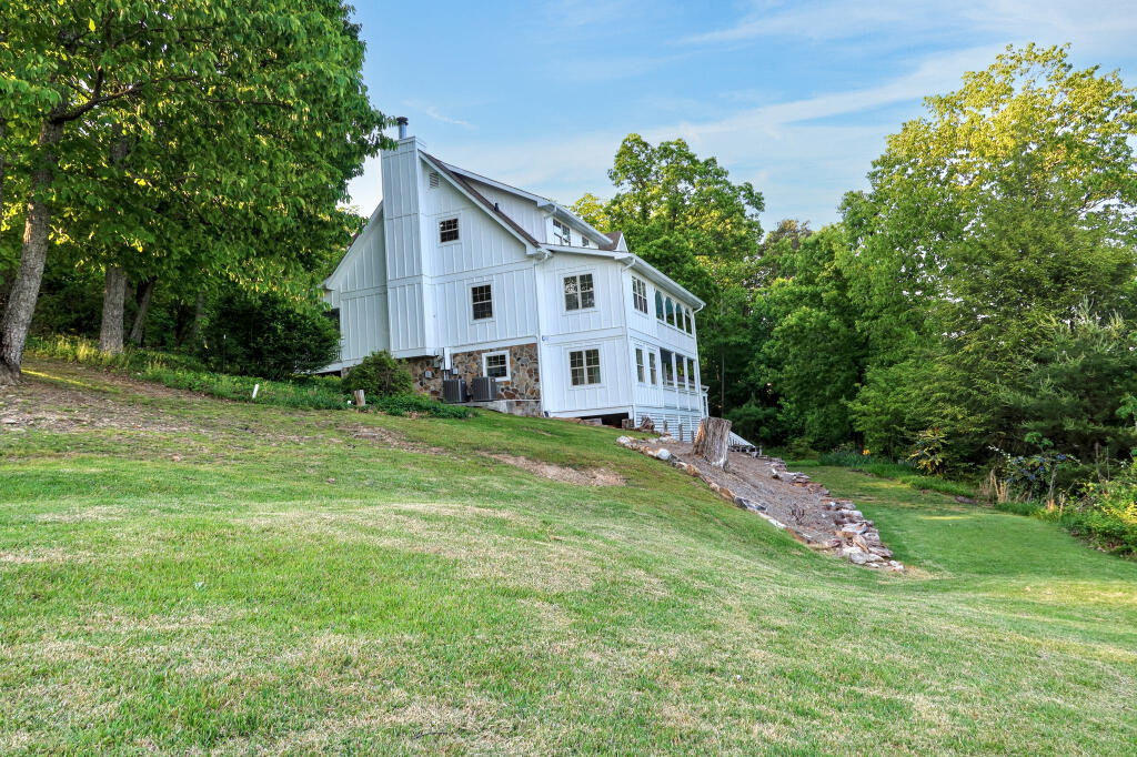 12128 Laurbrow Road, Soddy Daisy, Tennessee image 17