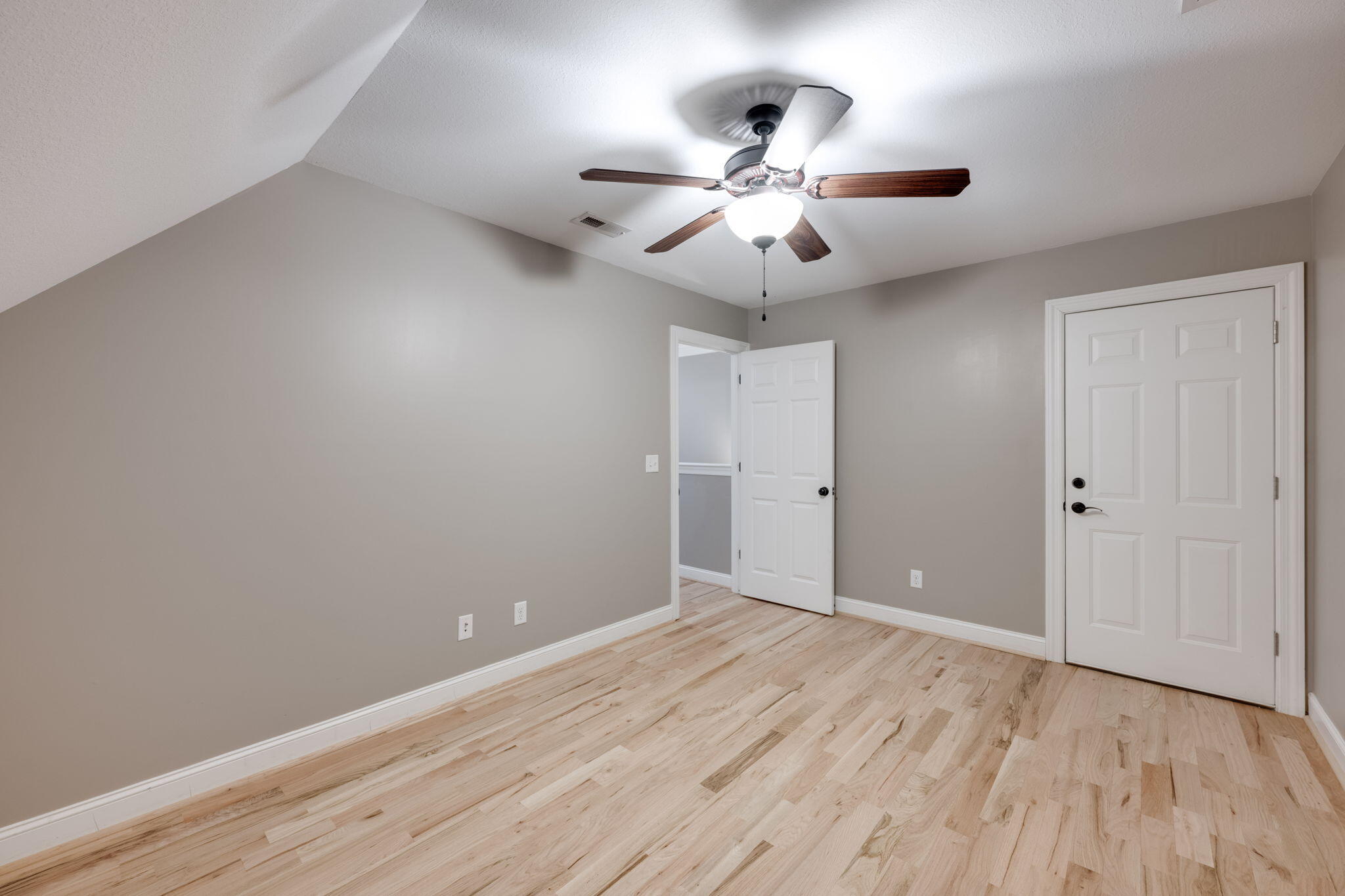 1724 Hunters Ridge Road, Soddy Daisy, Tennessee image 43