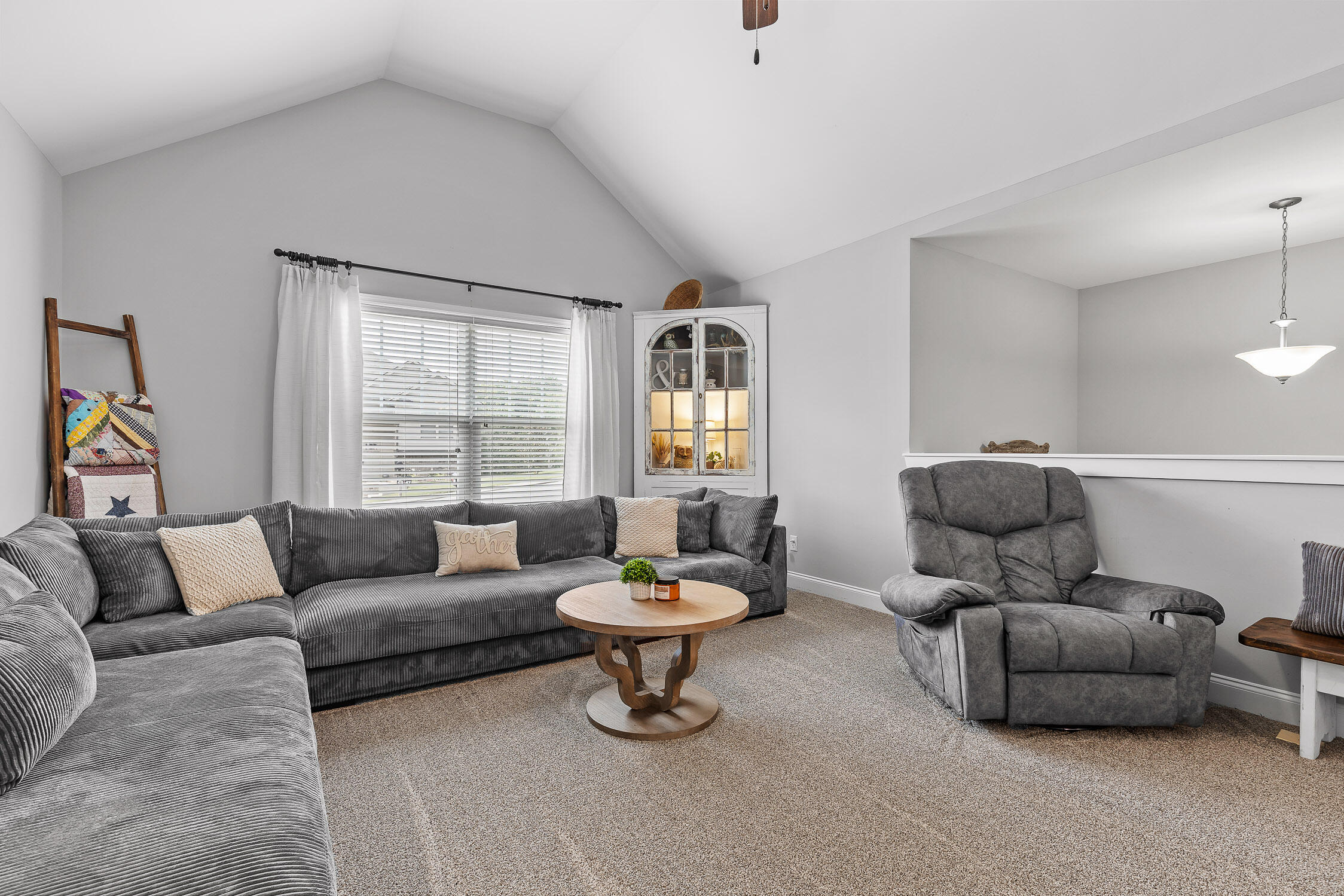 Ooltewah, Tennessee 37363, United States, 4 Bedrooms Bedrooms, ,3 BathroomsBathrooms,Residential,Contingent,21768