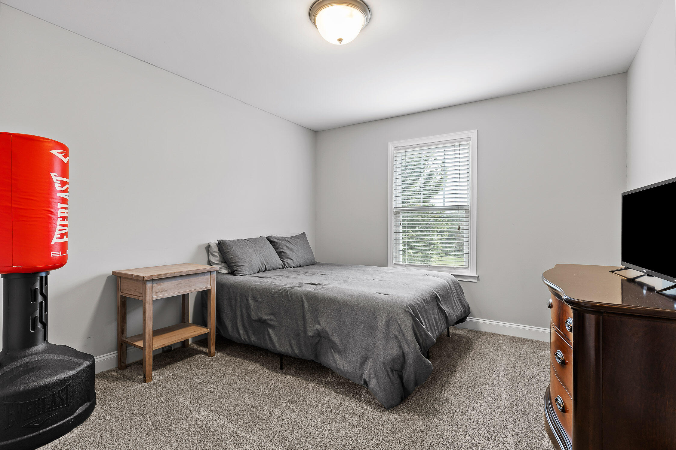 Ooltewah, Tennessee 37363, United States, 4 Bedrooms Bedrooms, ,3 BathroomsBathrooms,Residential,Contingent,21768