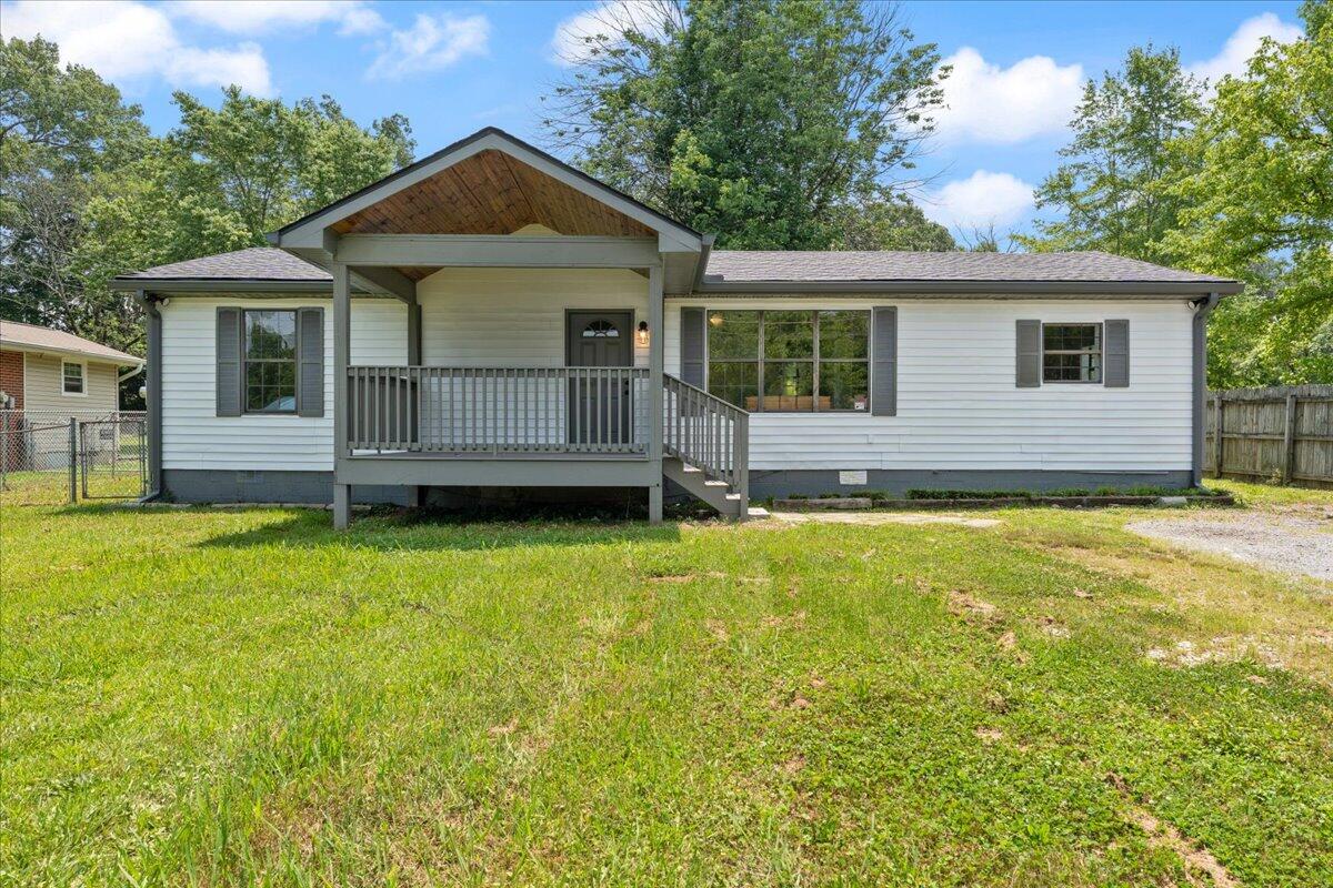 374 Linda Lane, Rossville, Georgia image 1