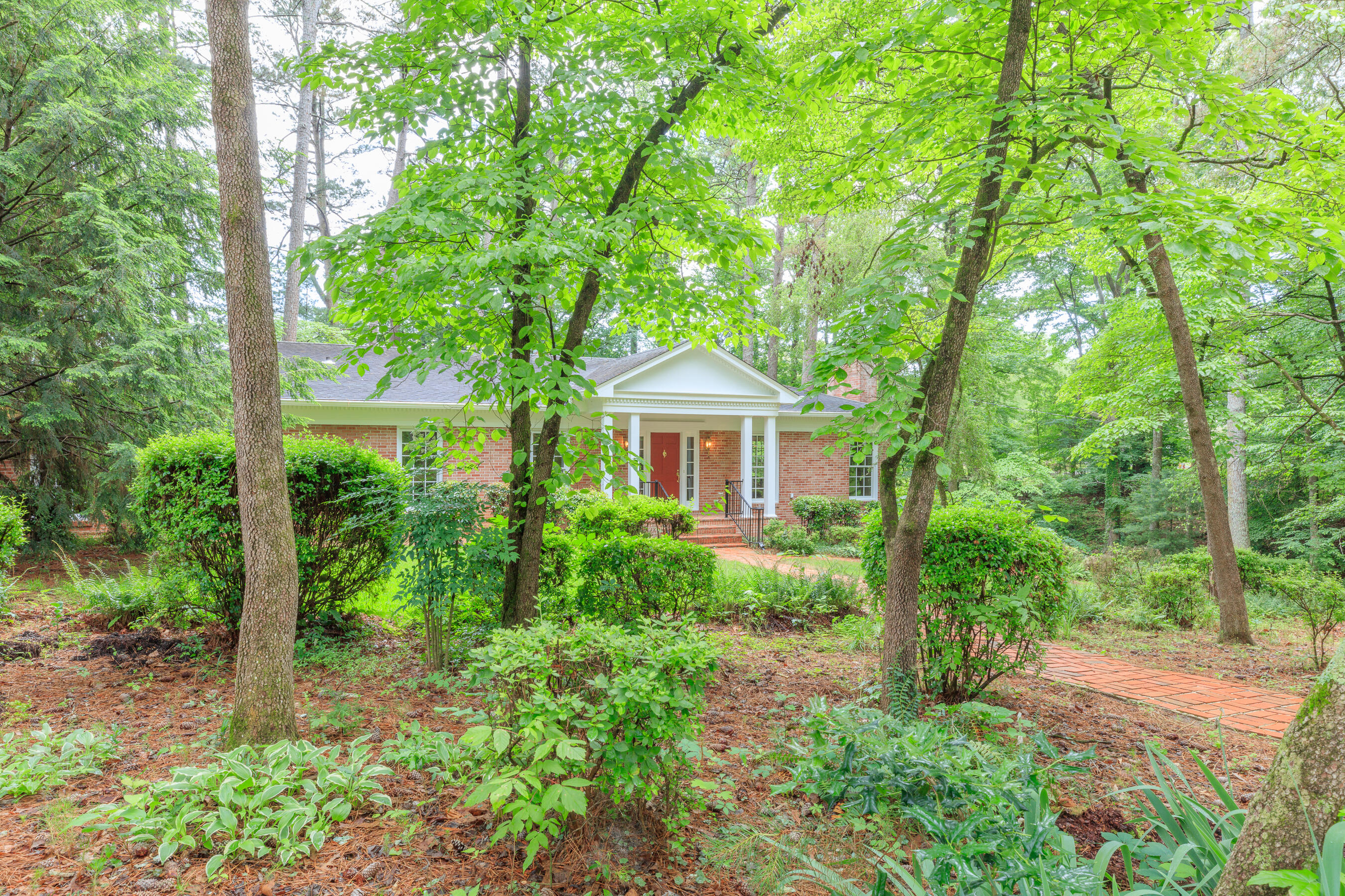 302 Brookwood Lane