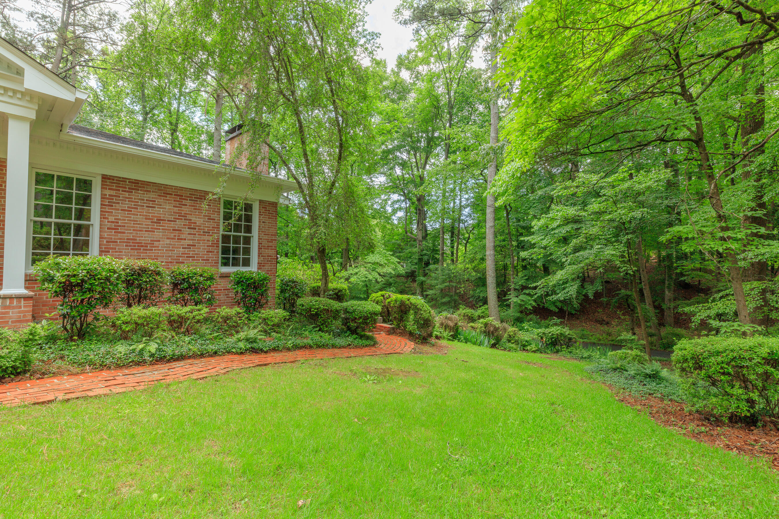 302 Brookwood Lane