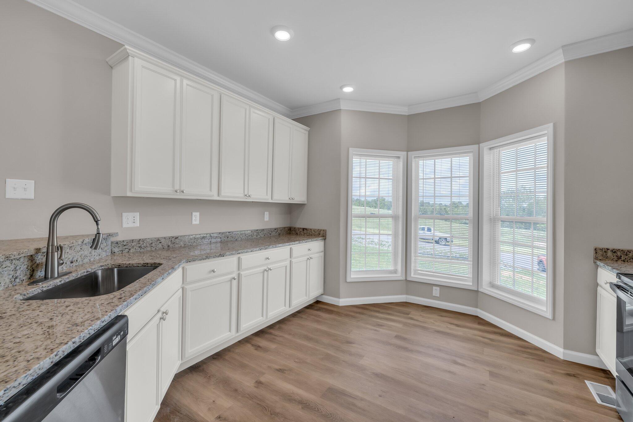 155 Waters Edge Drive, Spring City, Tennessee image 6