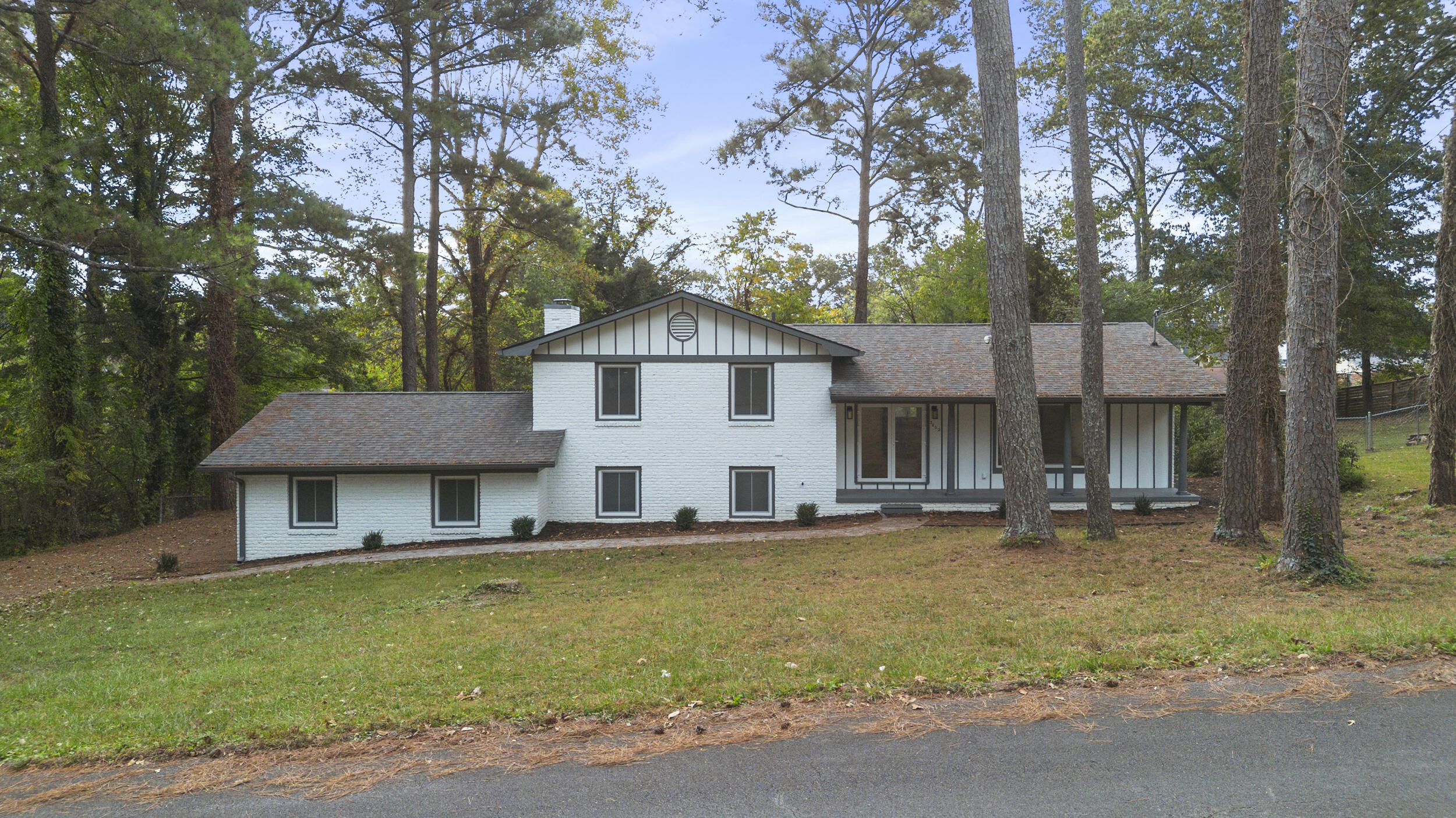 3802 Northwood Drive NW