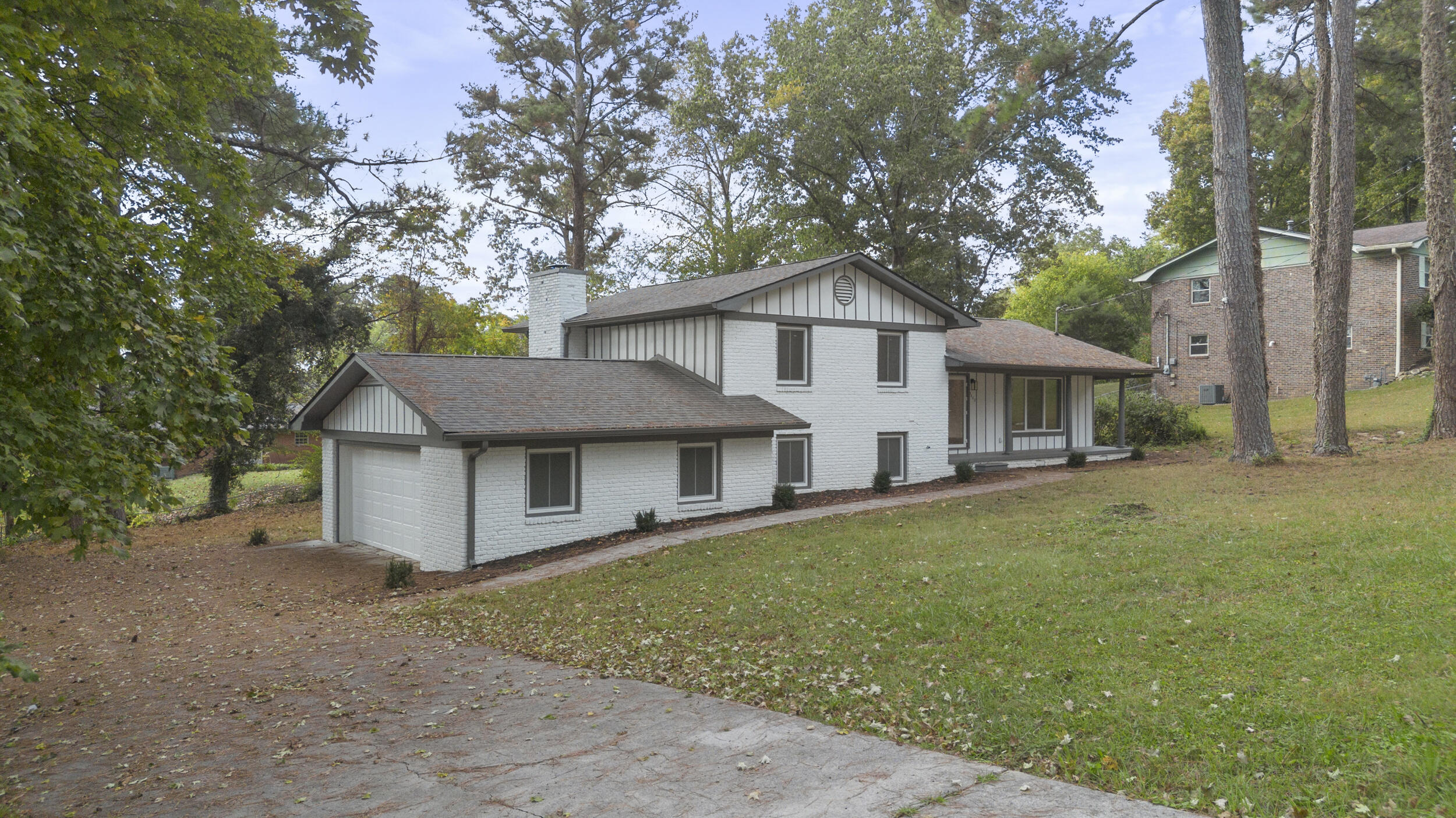 3802 Northwood Drive NW